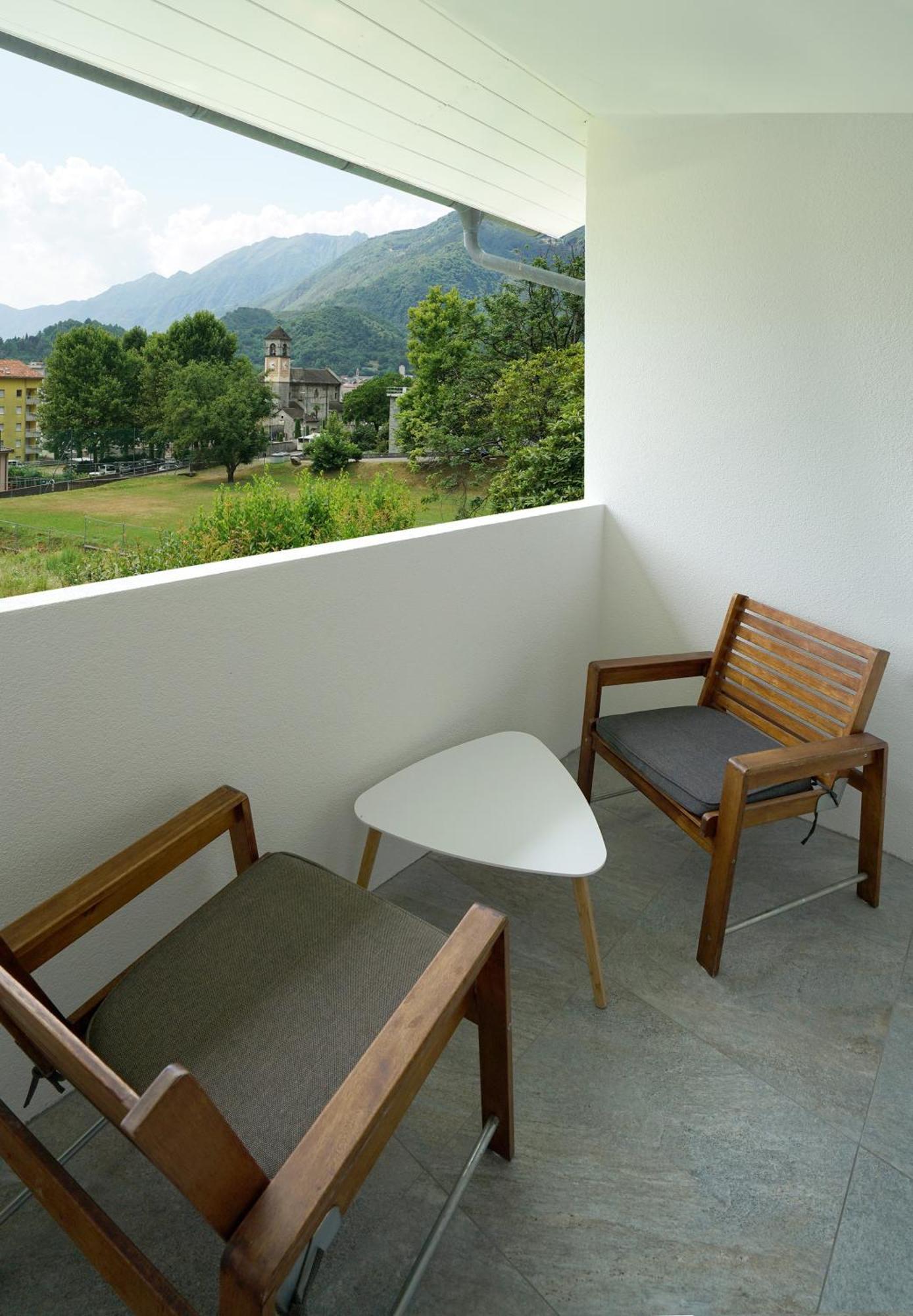 Hotel Be Easy In Selva Locarno Exterior foto
