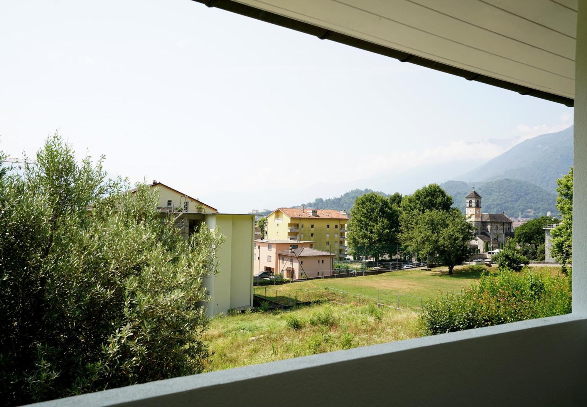 Hotel Be Easy In Selva Locarno Exterior foto